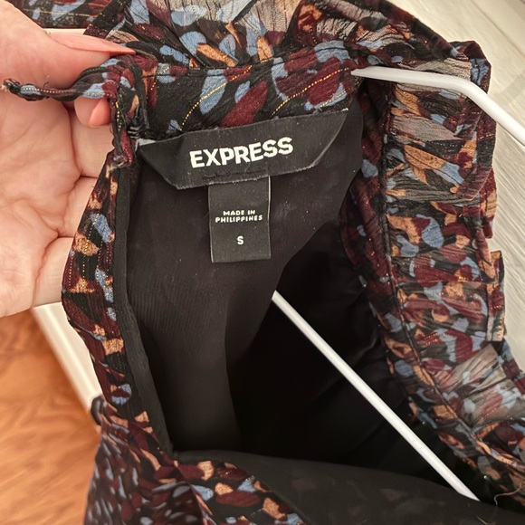 Express Multicolor Ruffle Sleeve Blouse - Picture 5 of 5